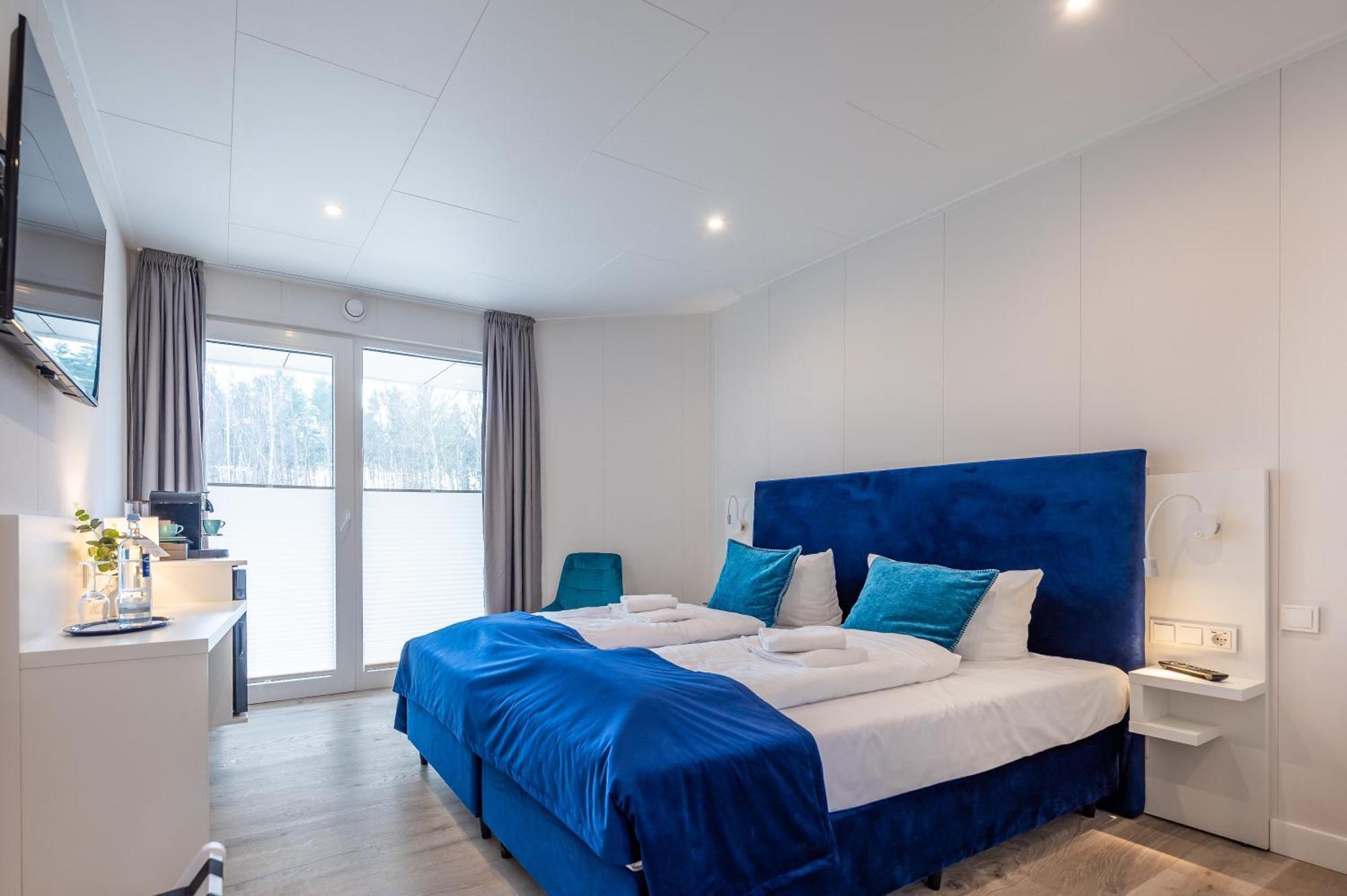 Marina Martinshafen - Lotsenhaus Hotell Neuhof  Exteriör bild