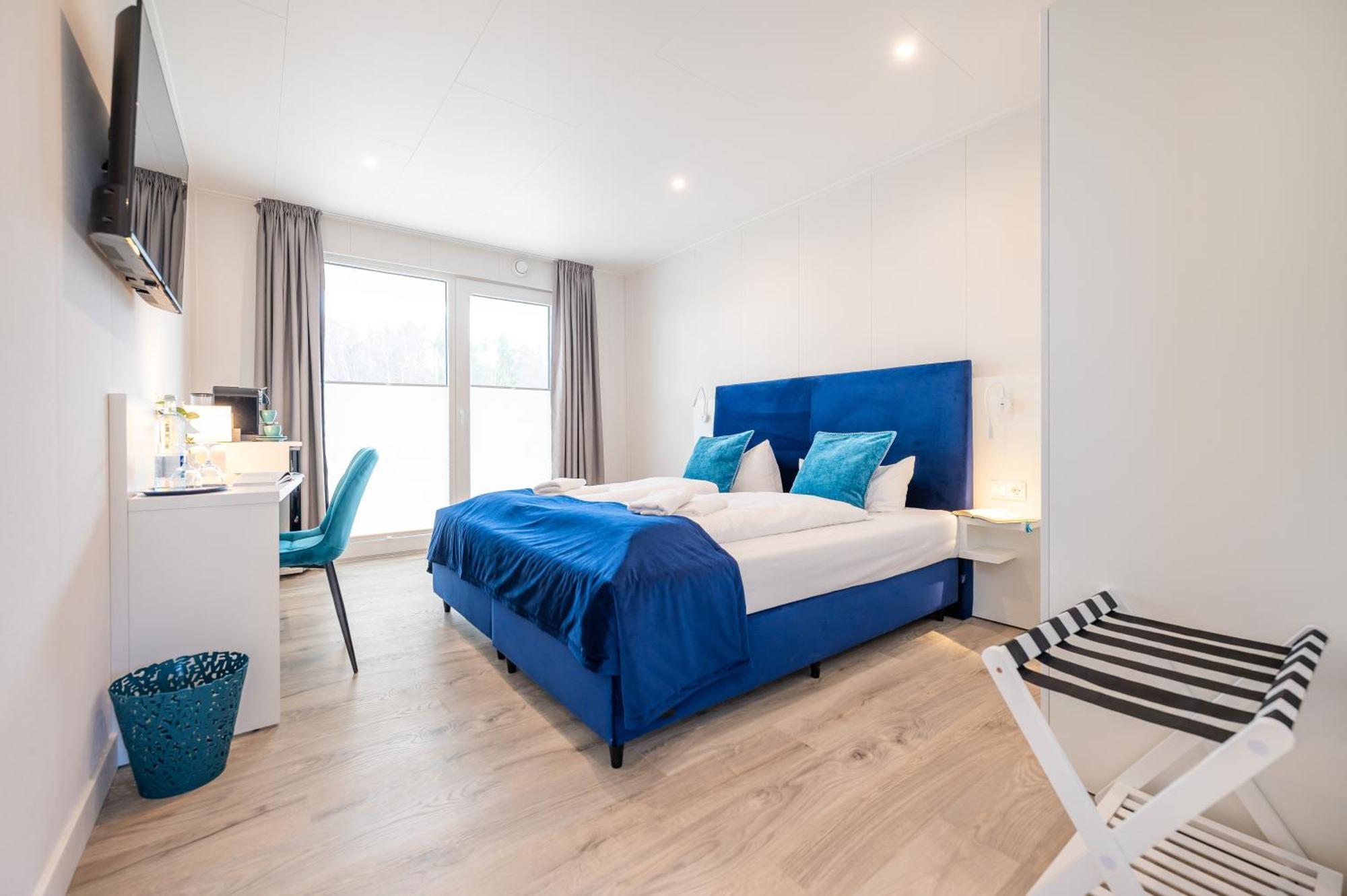 Marina Martinshafen - Lotsenhaus Hotell Neuhof  Exteriör bild